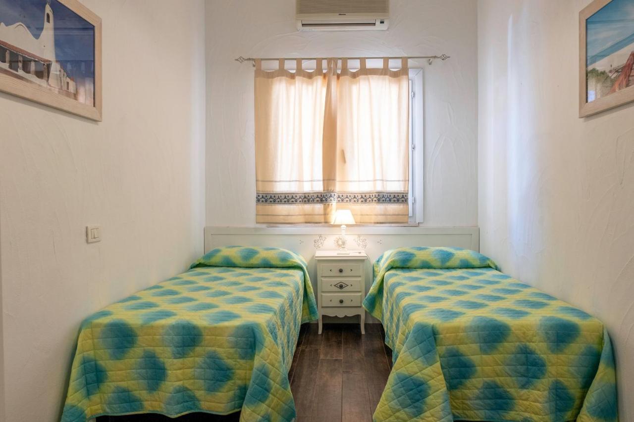 Orso Residence Palau Bagian luar foto