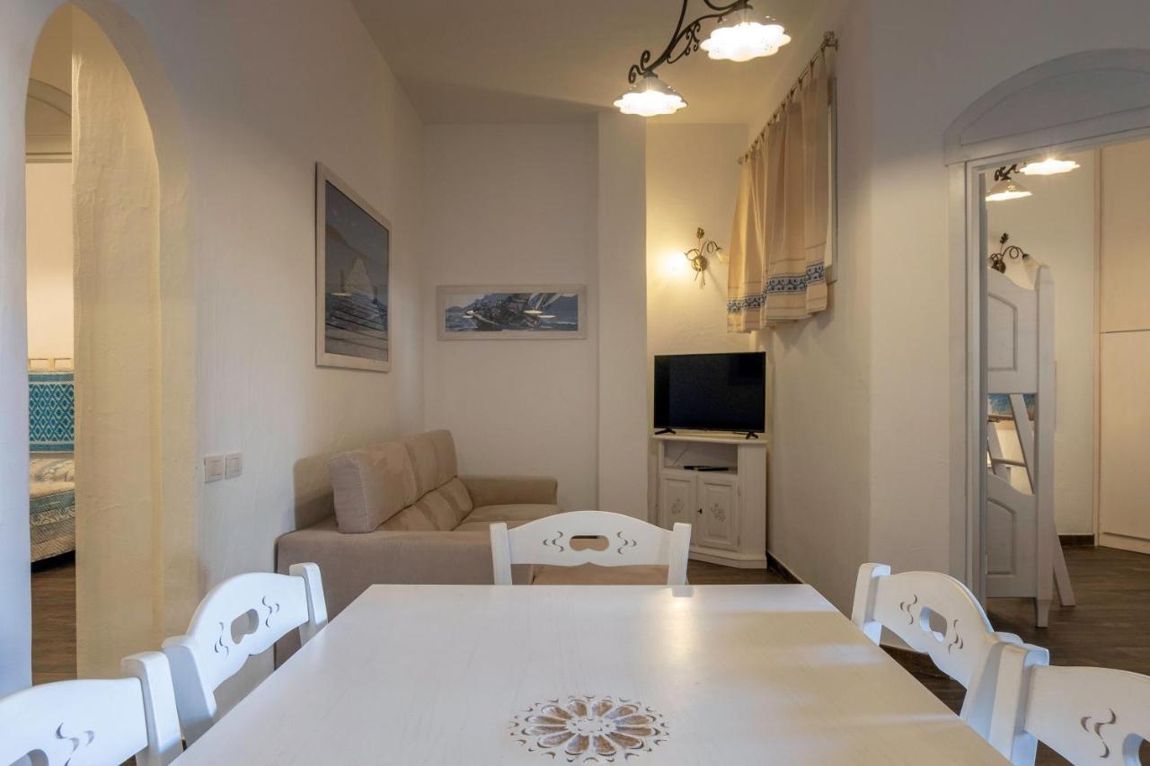 Orso Residence Palau Bagian luar foto